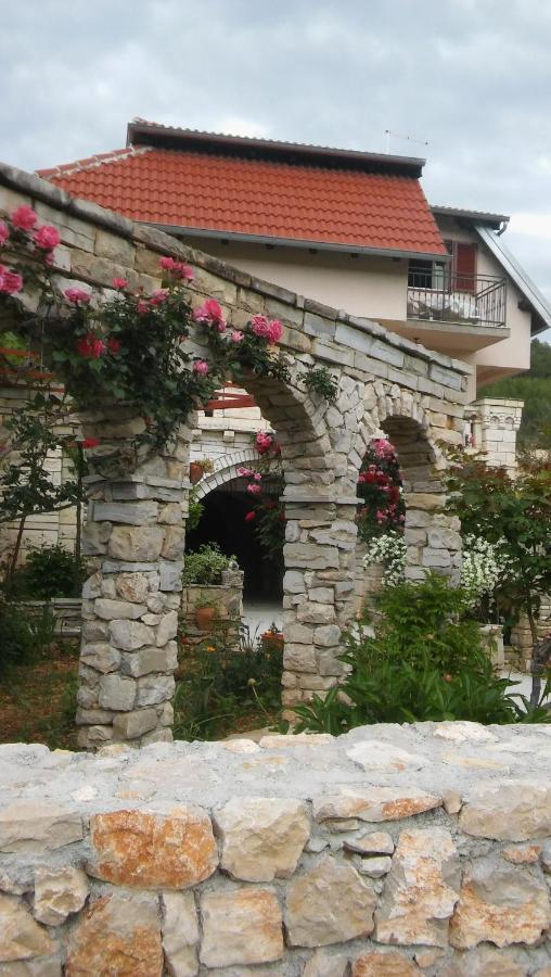 Appartamento Ruza Skradin Esterno foto