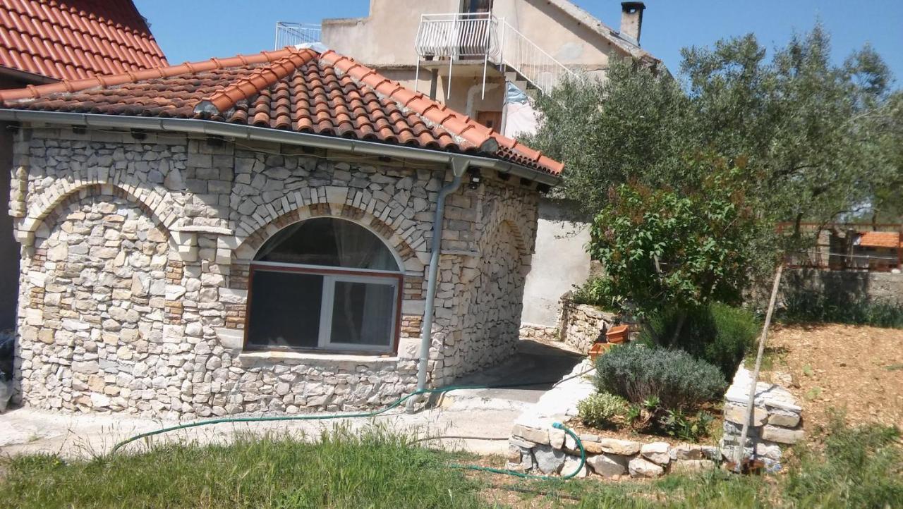 Appartamento Ruza Skradin Esterno foto