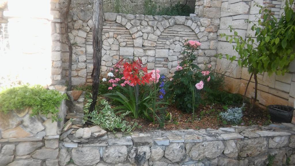 Appartamento Ruza Skradin Esterno foto